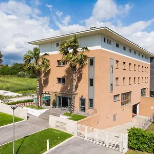 **** Hotel Ardeatina Park Italy