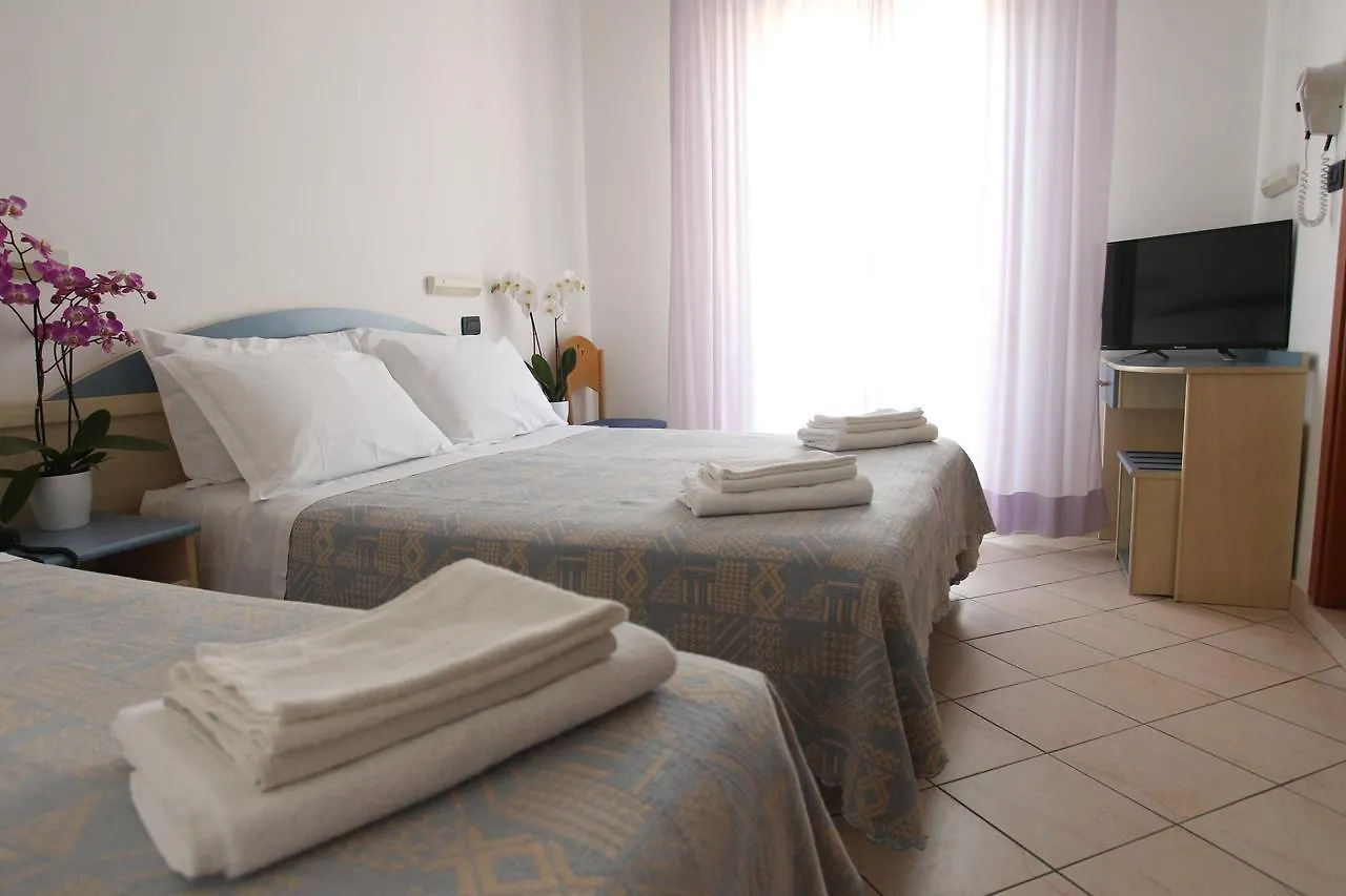 ***  Hotel Giorg - Waterpark Included Rimini Italien
